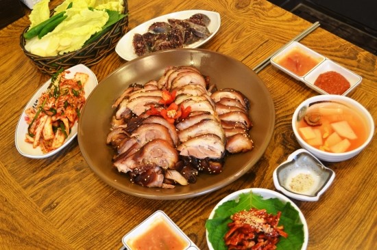 한양왕족발 이미지