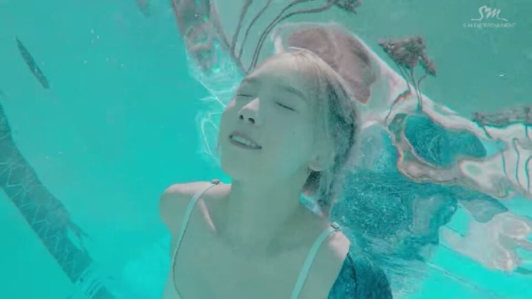 태연 Why 뮤비 해석 (데이터 주의) | 인스티즈